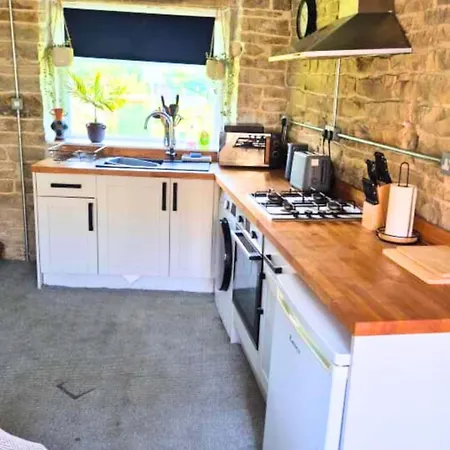 Dom wakacyjny Spacious And Cosy 2 Bedroom In Sleeps 4 By Purestay - 14 Nights Min! Bradford (West Yorkshire)